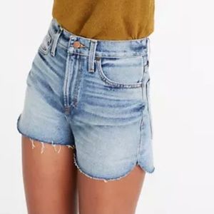 Madewell The Perfect Jean Shorts Tulip Hem size 32